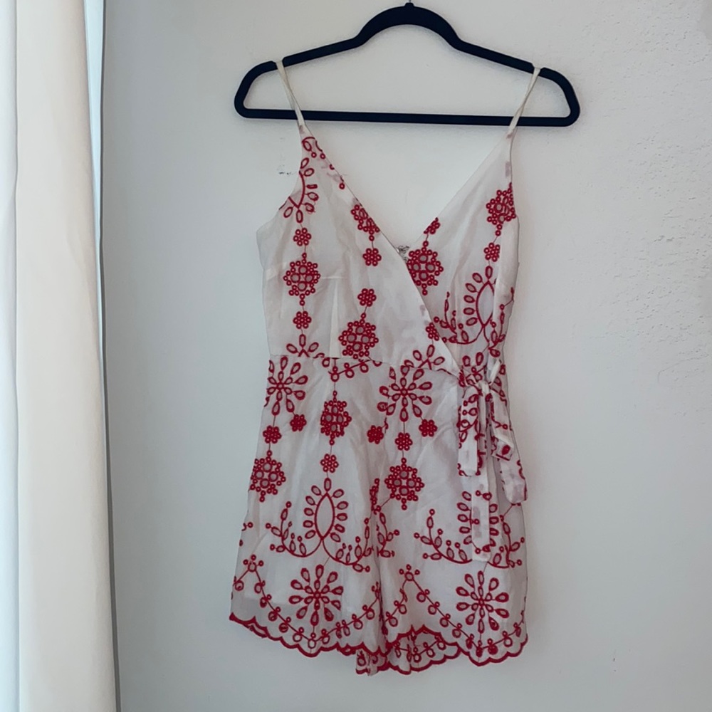 DO+BE red and white romper